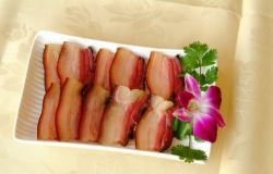 Как приготовить сало в луковой шелухе