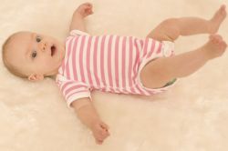 Ребенок 7 месяцев. Развитие и психологические аспекты