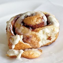 Лакомство из детства - булочки с корицей