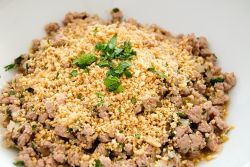 Салат с мясом всегда к месту