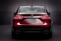 Toyota Avalon 2013 - потрясающее рядом!