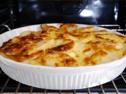 Картошка в духовке - самое вкусное и сытное блюдо