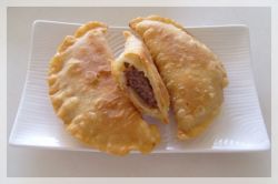 Тесто для чебуреков - правильное, с пупырышками