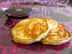 Готовим оладушки на кефире: пышные, вкусные, аппетитные, румяные!