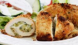 Готовим куриные рулетики с начинкой: чтобы курица не надоела