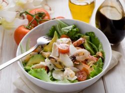 «Морской коктейль» - салат для всей семьи 