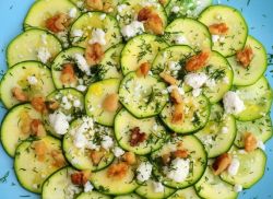 Салаты с кедровыми орешками - привет из Сибири!