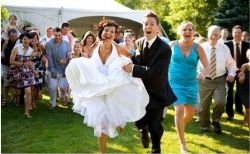 Смешные тосты на свадьбу говорить - веселье и радость гостям и молодожёнам дарить!