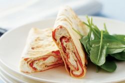 Как приготовить рулет из лаваша с консервами