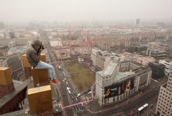 Как открыть домофон без ключа? Это интересует руферов