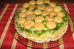 Салат «Лесная поляна» - для тех, кто любит грибочки