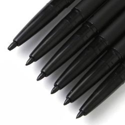 Как подводить глаза черным карандашом для создания эффекта завораживающего взгляда