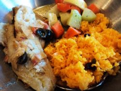 Необычное блюдо – минтай, запеченный в духовке  