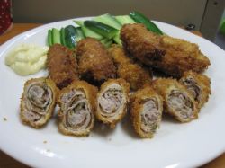 Рулет из фарша с яйцом - древнее блюдо в современной подаче