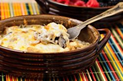 Рецепт жульена с грибами, картофелем и маринованным мясом