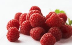 Как ухаживать за малиной на протяжении года