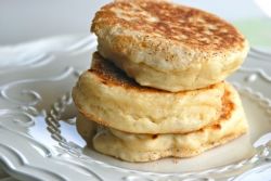 Оладьи на дрожжах пышные - вкусный и сытный завтрак