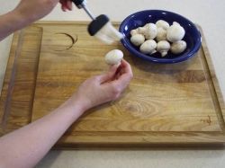 Как чистить шампиньоны: секреты вкусных грибов