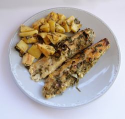 Как запечь рыбу в духовке с картофелем: полезные советы