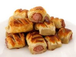 Сосиски в тесте: рецепт быстрого перекуса