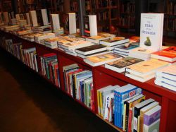 Волшебный мир библиотеки: какие бывают книги? Детские книги