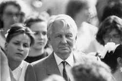 Поэт Михаил Дудин: биография, творчество и интересные факты