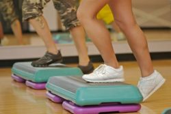 Приятно и полезно - степ-аэробика