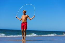 Как похудеть в бедрах?