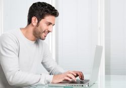 Как начать разговор с девушкой в Интернете? Несколько подсказок