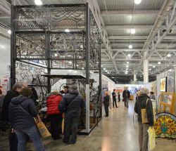 Самая масштабная торговая площадка Москвы (павильоны, ассортимент, режим работы). 