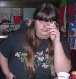 Как удалить усы у девушек