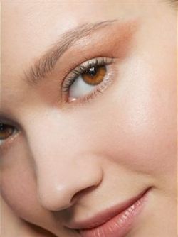 Повседневный макияж для разных глаз 