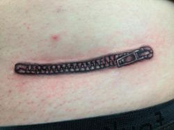 Какое сделать тату на шраме: фото