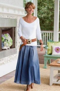 Стильная одежда для женщин после 50 лет: фото, интересные идеи для создания образов