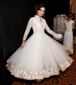 Платья индийские: особенности, модели, лучшие сочетания и отзывы