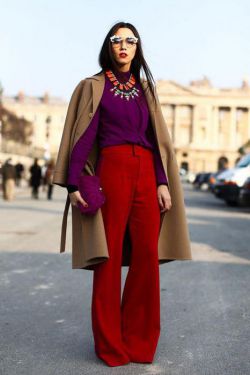 Аметистовый цвет: описание, свойства и лучшие сочетания