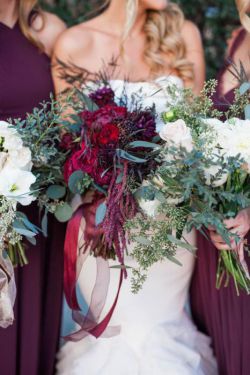 Свадьба в цвете марсала: фото оформления
