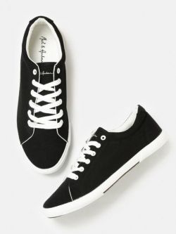 С чем носить конверсы: советы стилистов