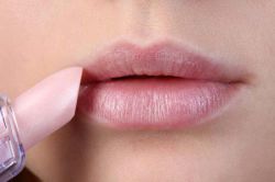 Увлажняющий бальзам для губ: отзывы