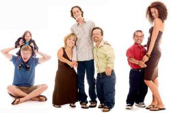 В чем разница лилипутов и карликов?