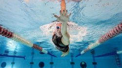 Как избавиться от холки на шее упражнениями и народными средствами?