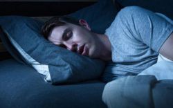 В какой позе лучше спать? Здоровый сон