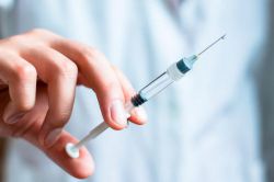 Какой врач лечит артриты и артрозы - особенности и услуги