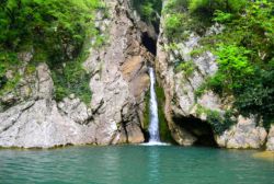 Агурский водопад: фото, экскурсии, отзывы туристов, как добраться самостоятельно