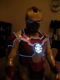 Костюм железного человека для карнавала