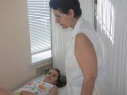 Влагалищные выделения у детей: на что следует обратить внимание