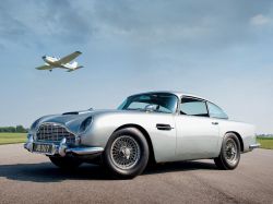 Aston Martin DB5: фото, характеристики и интересные факты об автомобиле