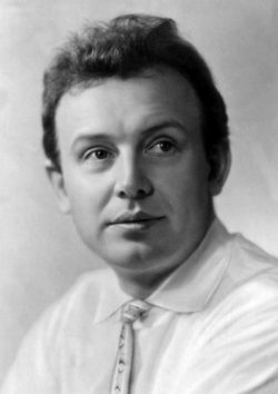 Иннокентий Смоктуновский: биография, личная жизнь, семья, фильмы и фото