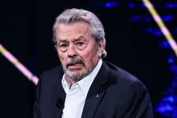 Ален Делон: биография, дата и место рождения, личная жизнь, фото и фильмография