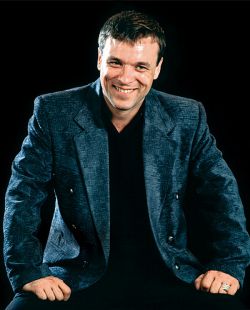 Александр Дюмин: биография, личная жизнь, семья, фото